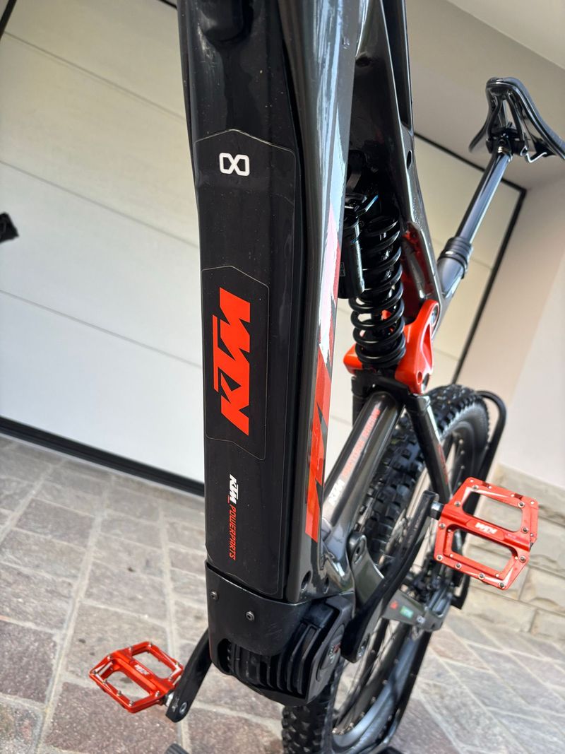 Gebrauchtes KTM MACINA PROWLER PRO 2022 2022 Mountainbike, Hellgrau, 29 — Bild 8 von 12