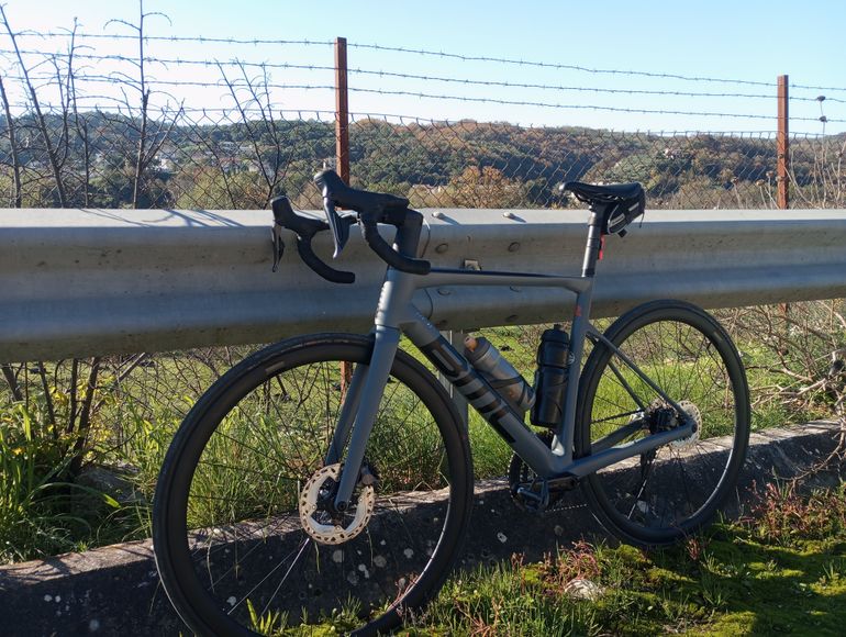 Used BMC Teamachine SLR01 Teamachine SLR01 2023 Frameset 2023 Road & Gravel, Light Gray — image 1 of 5