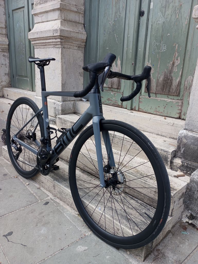 Used BMC Teamachine SLR01 Teamachine SLR01 2023 Frameset 2023 Road & Gravel, Light Gray — image 4 of 5