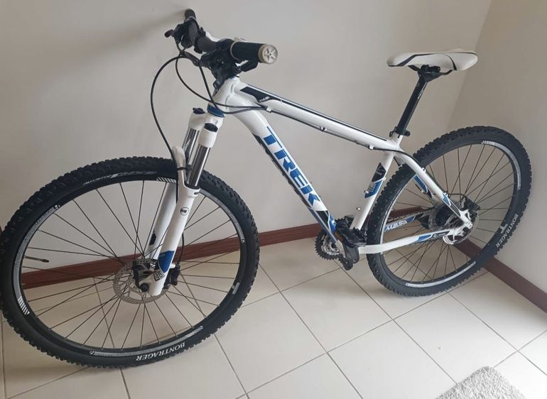 Used Trek Mamba 2012 2012 Mountainbike — image 1 of 7