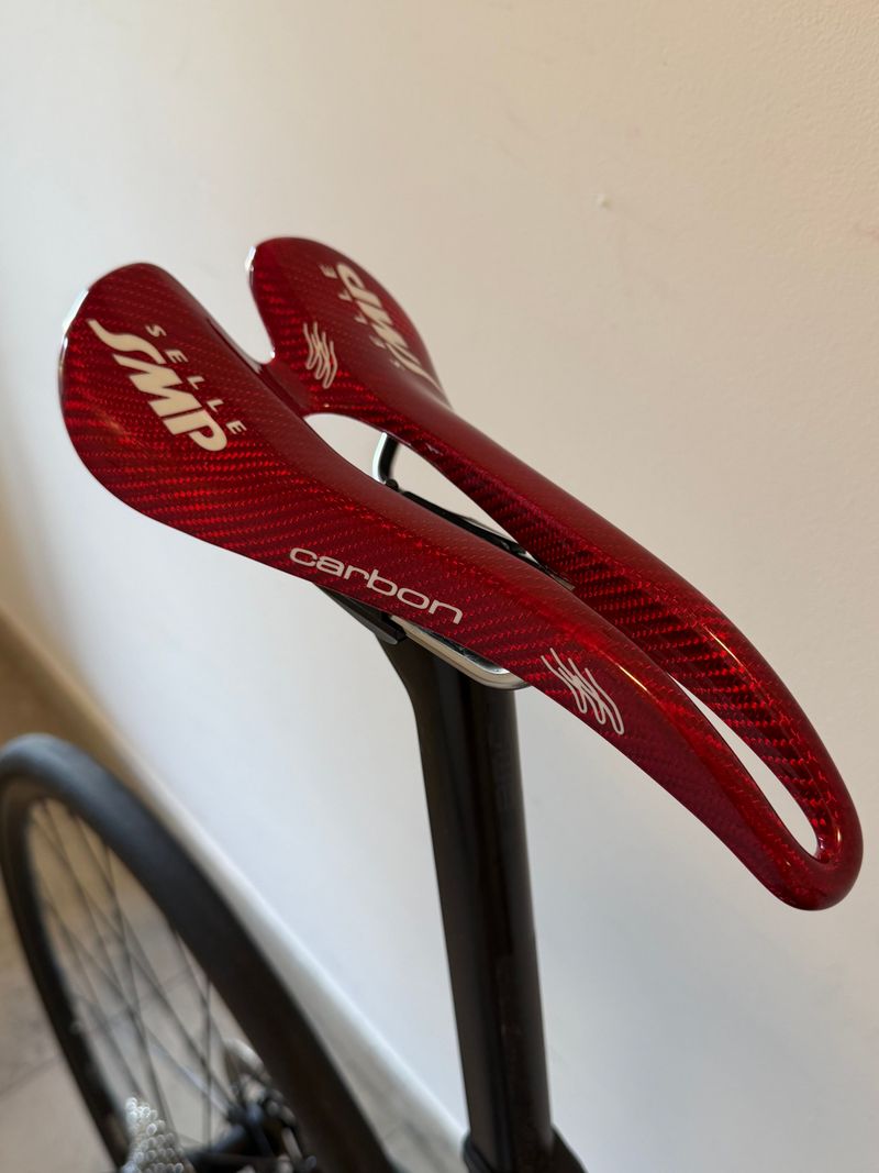 Used BMC Roadmachine Five 2024 Road & Gravel, Black — image 3 of 5