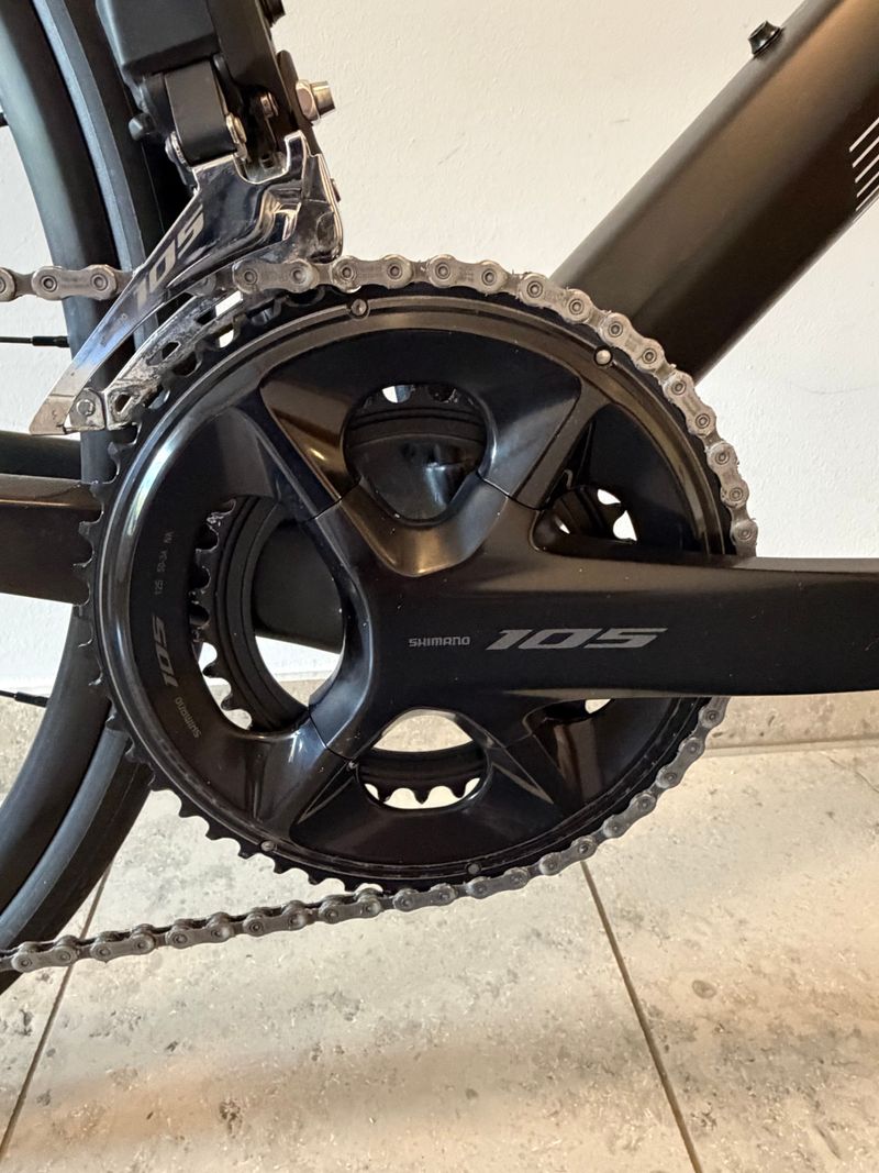 Used BMC Roadmachine Five 2024 Road & Gravel, Black — image 4 of 5