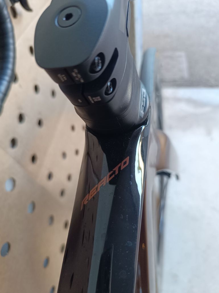 Used Merida REACTO FORCE-EDITION 2021 2021 Road & Gravel, Orange — image 14 of 80