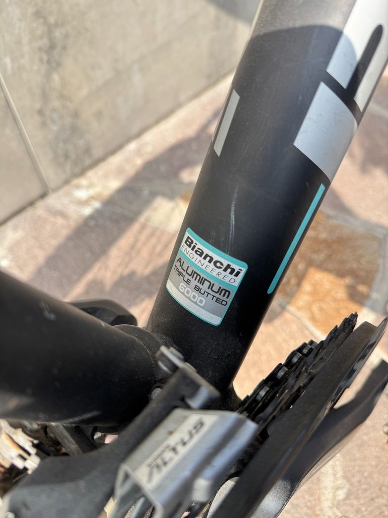 Used Bianchi Kuma 27.2 Altus 3x9 Disc 2015 2015 Mountainbike — image 25 of 28