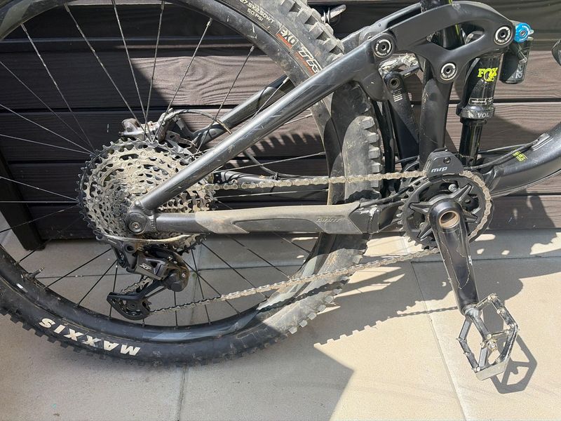 Gebrauchtes Giant Reign 1 2020 2020 Mountainbike, Schwarz, 27.5 — Bild 3 von 3
