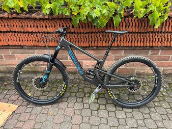 Santa Cruz, Hightower S / Carbon C / 29 2021