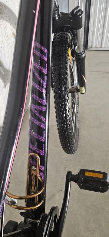 Specialized Hotrock 24 2020 2020 Youth usato, Nero — immagine 8 di 13
