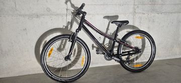 Specialized Hotrock 24 2020 2020 Youth usato, Nero — immagine 2 di 13