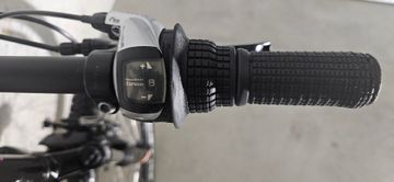 Specialized Hotrock 24 2020 2020 Youth usato, Nero — immagine 9 di 13