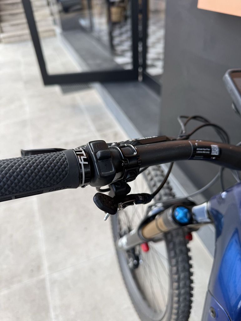 Used Specialized Turbo Levo SL 2 Pro 2026 2026 Mountainbike, Blue, 29, 27.5 — image 10 of 11