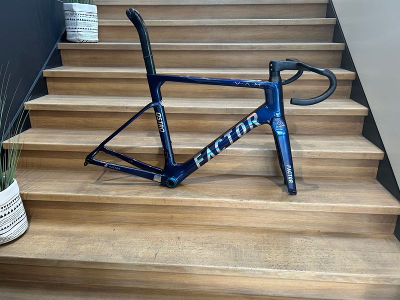Used Factor OSTRO VAM 2023 Frameset 2023 Road & Gravel, Blue — image 1 of 5