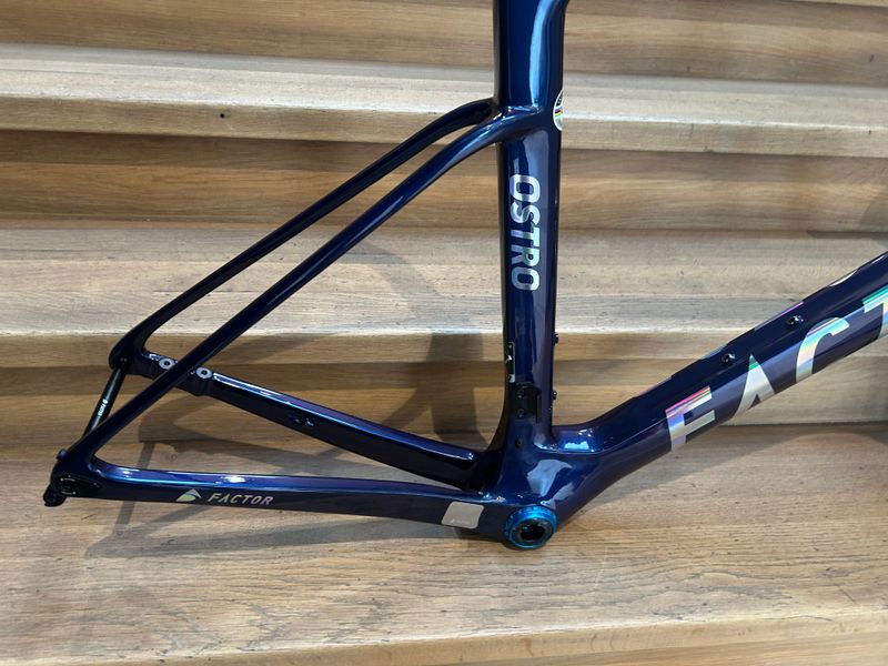 Used Factor OSTRO VAM 2023 Frameset 2023 Road & Gravel, Blue — image 4 of 5