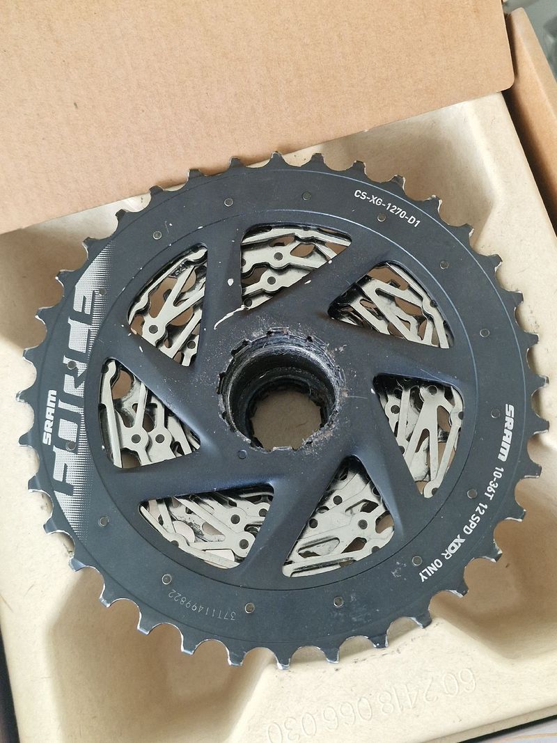 Cannondale Systemsix SRAM Force eTap AXS 2022 Road & Gravel de segunda mano, Negro — imagen 14 de 14