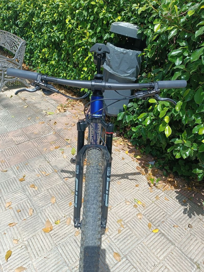 Gebrauchtes Orbea ALMA M30 2025 2025 Mountainbike, Blau, 29 — Bild 7 von 12