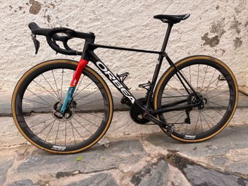 Brugt Orbea ORCA M10I REPLICA 2024 2024 Road & Gravel — billede 2 af 8