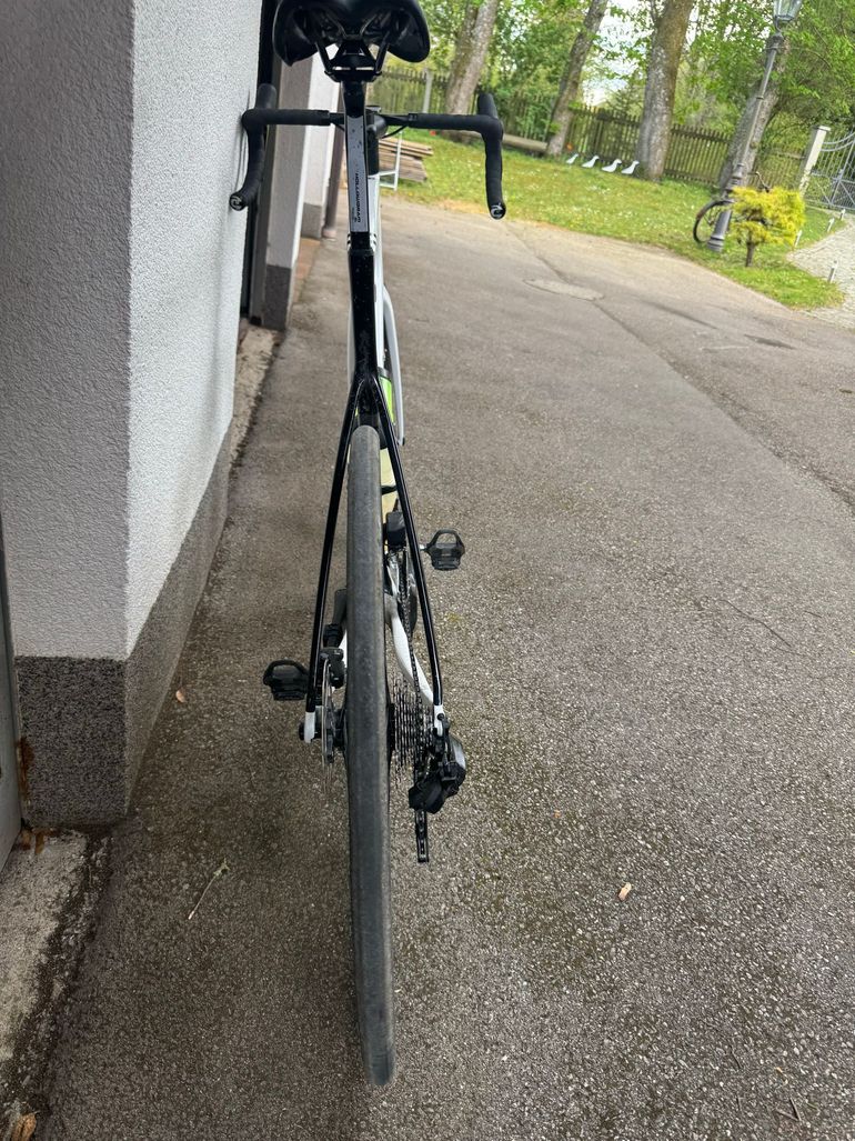 Used Cannondale SuperSix EVO Shimano Dura Ace Di2 2023 Road & Gravel, White — image 2 of 8