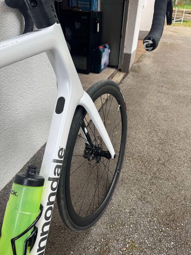 Used Cannondale SuperSix EVO Shimano Dura Ace Di2 2023 Road & Gravel, White — image 8 of 8