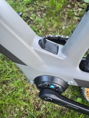 Gebrauchtes BMC Roadmachine 01 AMP X ONE 2024 2024 Road & Gravel, Hellgrau — Bild 8 von 21