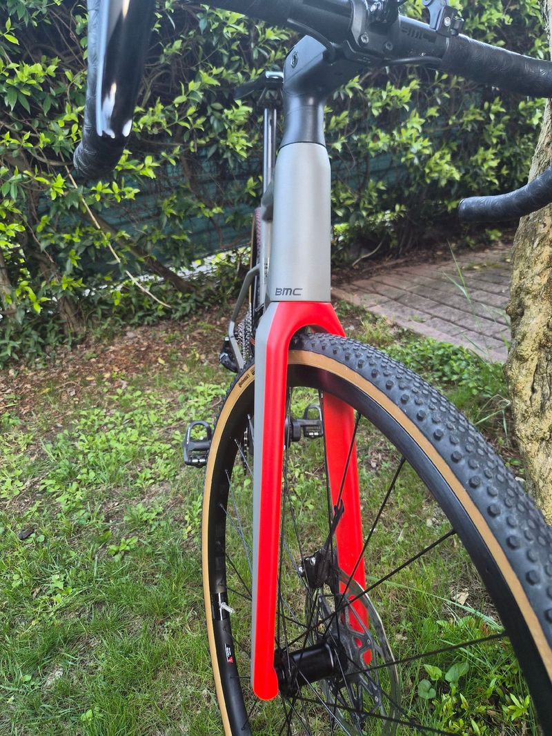 Gebrauchtes BMC Roadmachine 01 AMP X ONE 2024 2024 Road & Gravel, Hellgrau — Bild 12 von 21