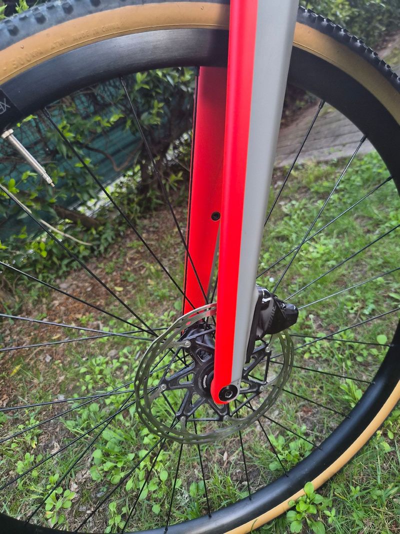 Gebrauchtes BMC Roadmachine 01 AMP X ONE 2024 2024 Road & Gravel, Hellgrau — Bild 5 von 21