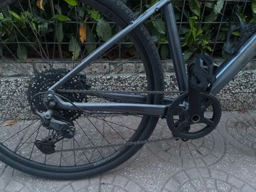 Used Trek FX 3 2025 2025 Urban, Light Gray — image 3 of 5