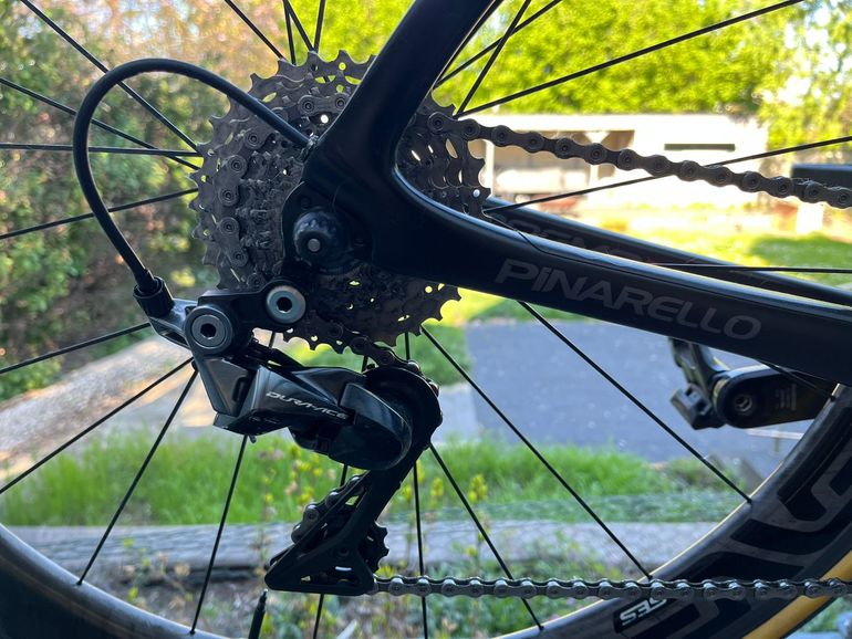 Used Pinarello Pinarello Dogma F10 - Size 55 - ENVE 45mm Wheels 2018 Road & Gravel — image 3 of 9