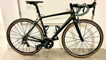 Used Trek Émonda SL 6 2017 2017 Road & Gravel, Black — image 1 of 12