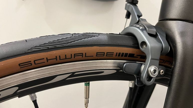 Used Trek Émonda SL 6 2017 2017 Road & Gravel, Black — image 4 of 12