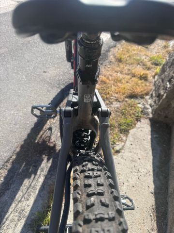 Used Mondraker FOXY 2023 2023 Mountainbike, Light Gray, 29 — image 7 of 7
