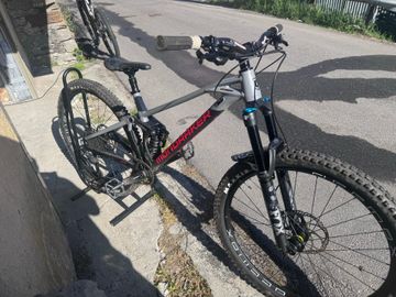 Used Mondraker FOXY 2023 2023 Mountainbike, Light Gray, 29 — image 1 of 7