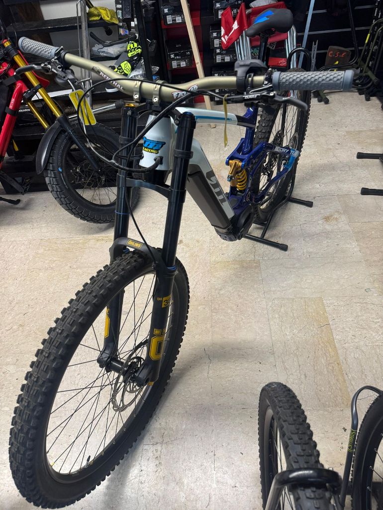 Used TM racing TM racing Custom Shimano Deore XT 2024 Mountainbike, Weiß — image 9 of 10