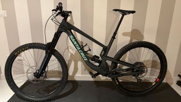 Used Santa Cruz Megatower SRAM GX Eagle 2022 Mountainbike, Light Gray, 29 — image 2 of 9