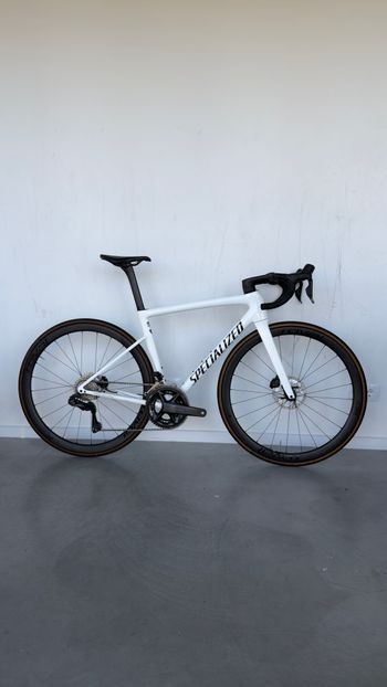 Specialized, Tarmac SL8 Expert - Shimano Ultegra Di2 2025