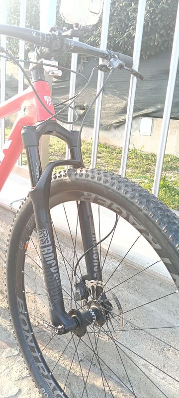 Käytetty Trek Procaliber 9.8 SL 2019 2019 Mountainbike — kuva 5 / 7