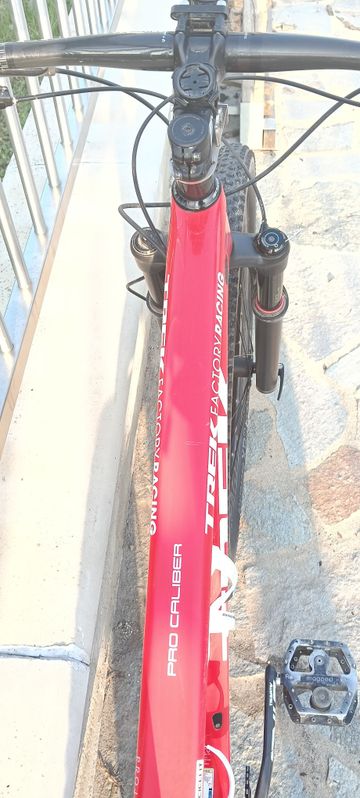 Käytetty Trek Procaliber 9.8 SL 2019 2019 Mountainbike — kuva 2 / 7