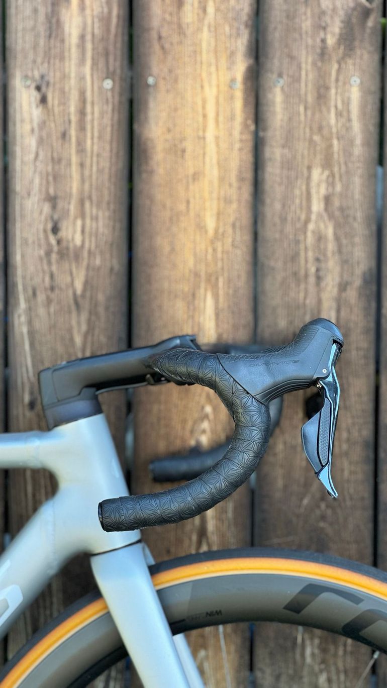 Used Specialized Allez Shimano Dura Ace Di2 2024 Road & Gravel, Light Gray — image 7 of 15