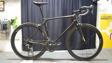 Gebrauchtes Giant TCR Advanced Pro 1 2018 2018 Road & Gravel, Schwarz — Bild 1 von 4