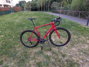 Used Trek Émonda SLR 9 2018 2018 Road & Gravel, Red — image 1 of 7