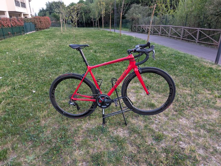 Used Trek Émonda SLR 9 2018 2018 Road & Gravel, Red — image 1 of 7