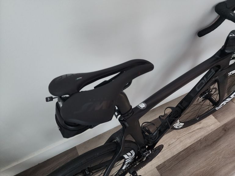 Used Pinarello Dogma Shimano Ultegra Di2 2022 Road & Gravel, Black — image 4 of 9