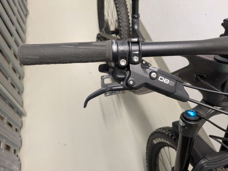 Used Scott Genius 930 2022 2022 Mountainbike, Green, 29 — image 14 of 15