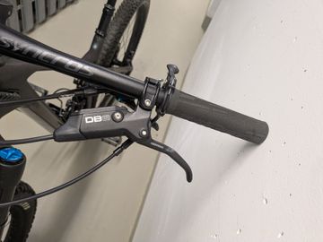 Used Scott Genius 930 2022 2022 Mountainbike, Green, 29 — image 13 of 15