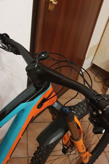 Käytetty Scott Genius 900 Tuned 2018 2018 Mountainbike — kuva 4 / 7