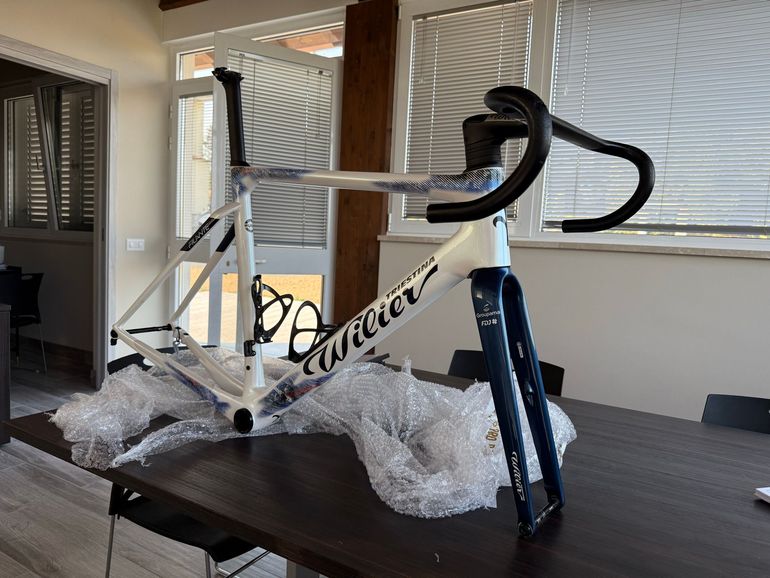 Used Wilier Filante Frameset 2025 Road & Gravel — image 3 of 4