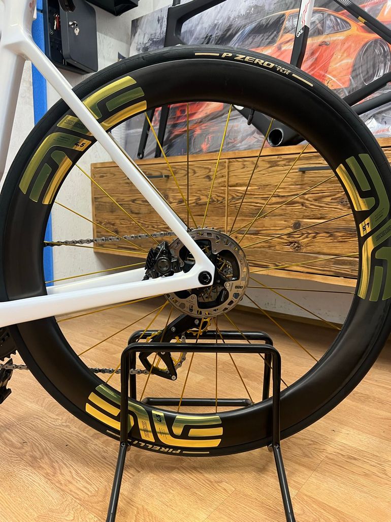 Used Colnago V4Rs Shimano Dura Ace Di2 2025 2025 Road & Gravel, White — image 5 of 8