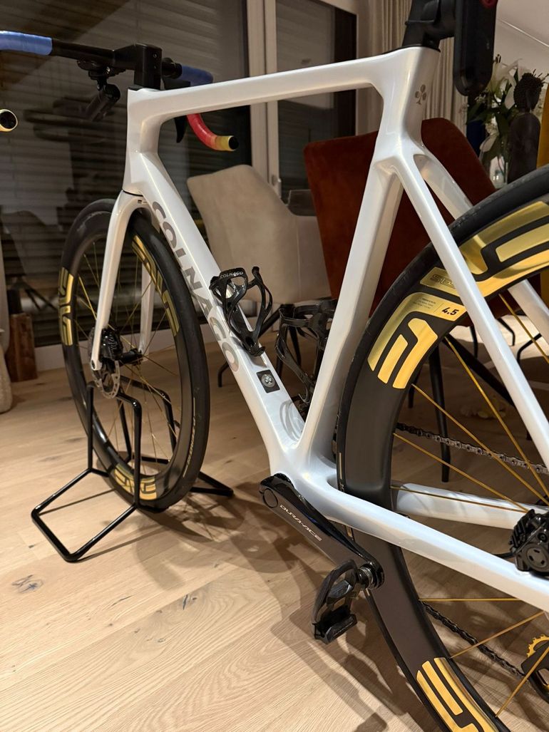 Used Colnago V4Rs Shimano Dura Ace Di2 2025 2025 Road & Gravel — image 14 of 17