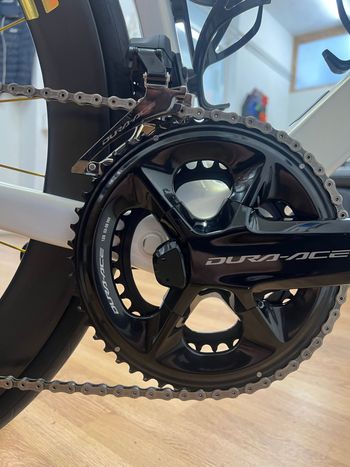 Used Colnago V4Rs Shimano Dura Ace Di2 2025 2025 Road & Gravel, White — image 3 of 8