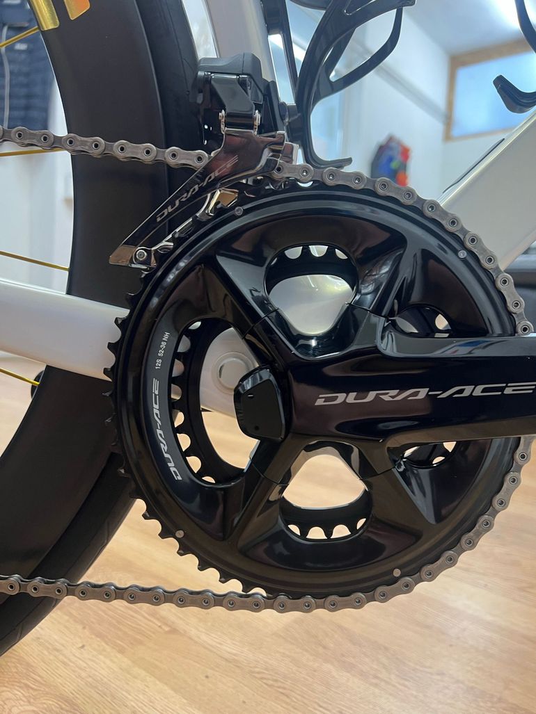 Used Colnago V4Rs Shimano Dura Ace Di2 2025 2025 Road & Gravel, White — image 3 of 8