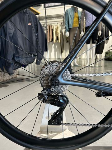 Brugt Officine Mattio Custom Shimano Dura Ace Di2 2023 Road & Gravel — billede 12 af 15