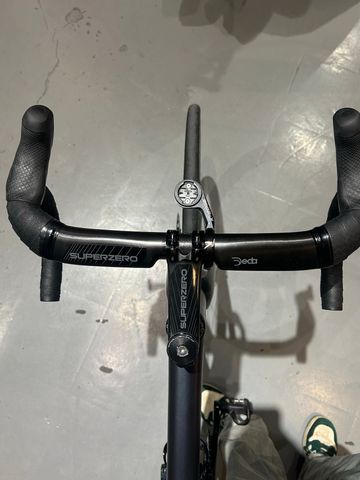 Brugt Officine Mattio Custom Shimano Dura Ace Di2 2023 Road & Gravel — billede 9 af 15